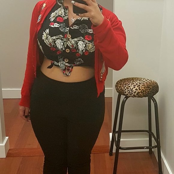 Hell bunny tie up top - Picture 1 of 2